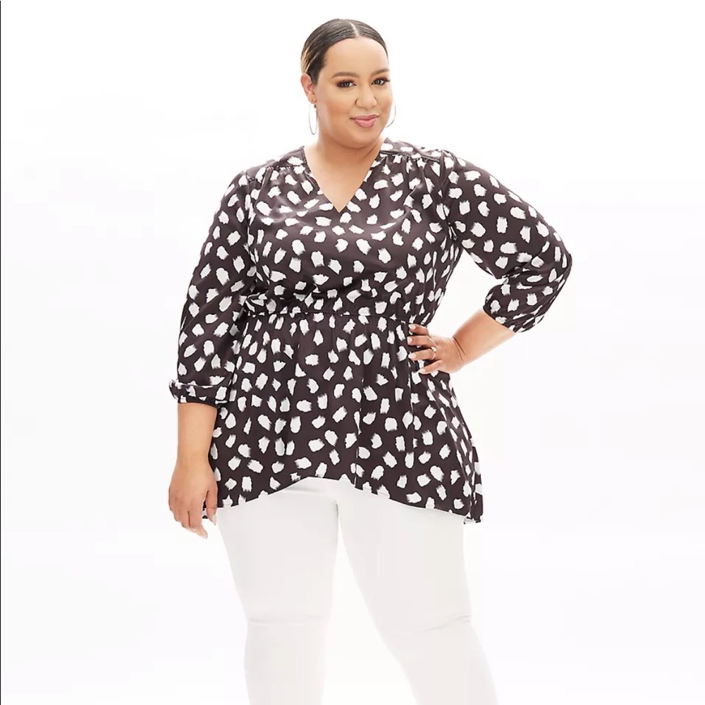 NWT BEAUTICURVE High-Low Polka Dot Tunic Top